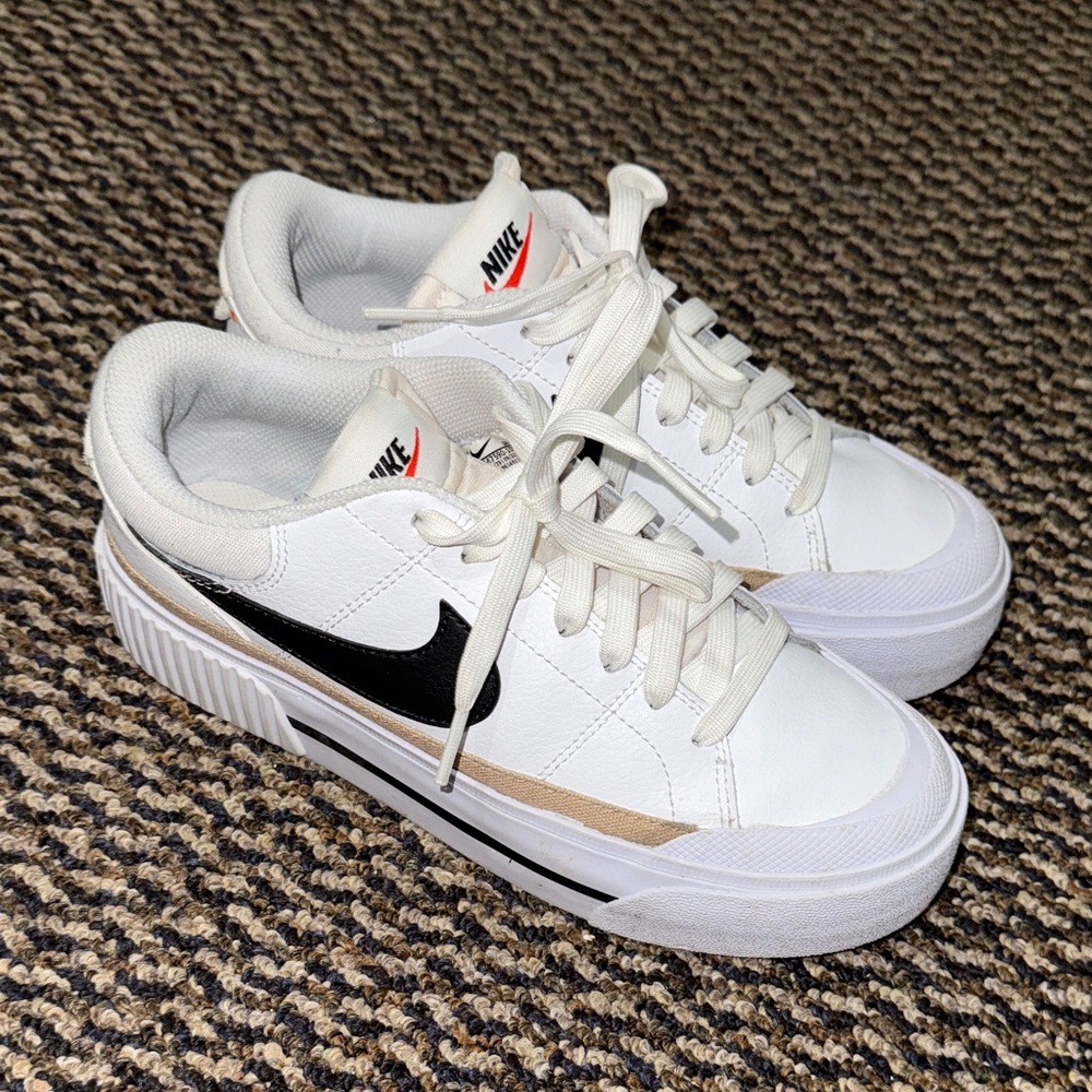 Nike Classic White and Black Sneakers